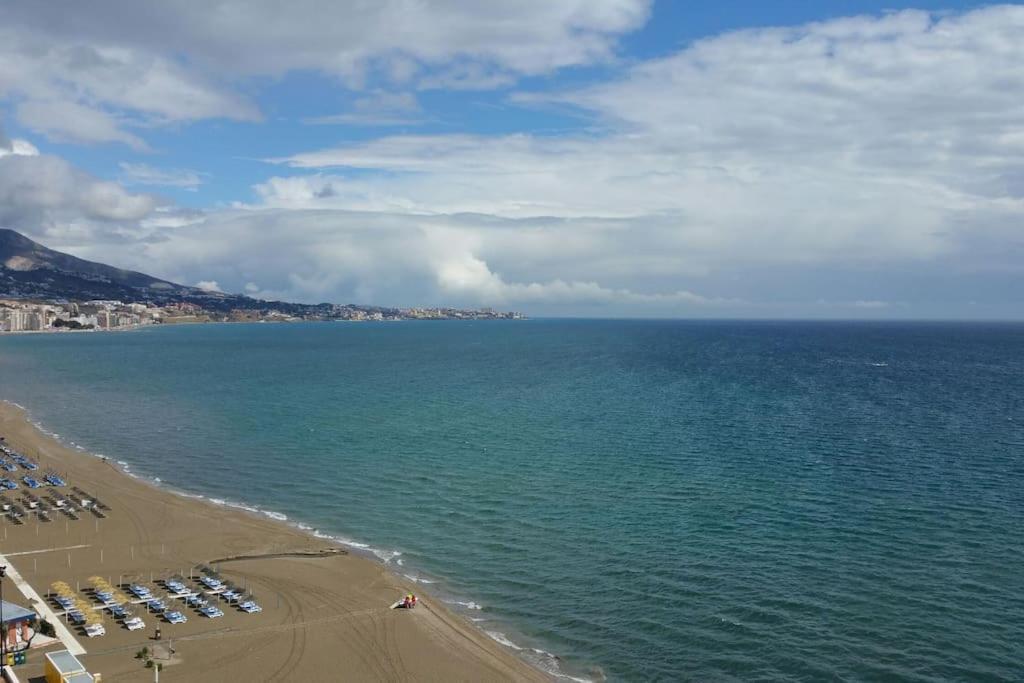 Seafront Apartment With Open-Air Heated Pool Fuengirola Exterior foto